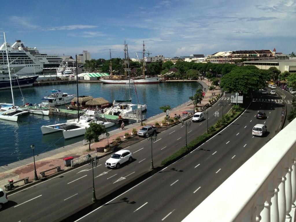 Hotel Tiare Tahiti Papeete  Exterior photo